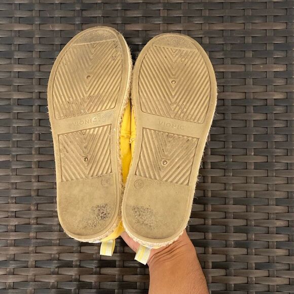 Vionic beach Laguna shoes, women’s size 8 - Picture 8 of 9